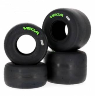 TRAIN DE PNEUS VEGA XH4 déclassé